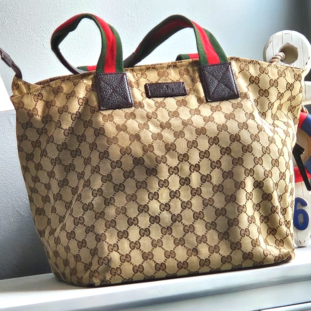 Authentic Gucci brown monogram canvas tote bag